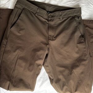 Lululemon ABC pant Men's olive Pants 31” waist